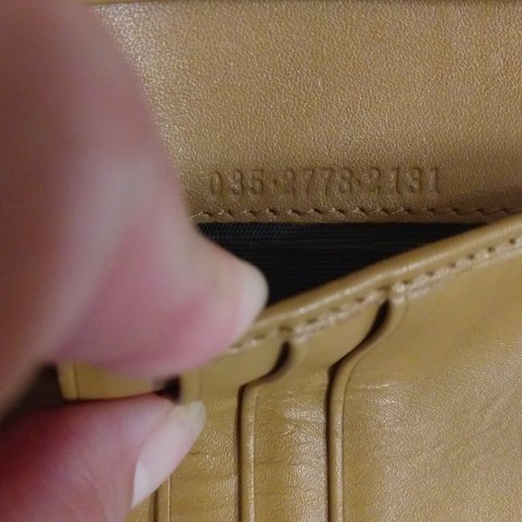 Gucci Classic Jackie O Wallet Beige - Picture 16 of 16